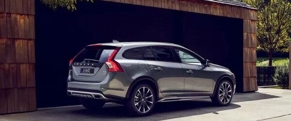 2017-Volvo-V60-Cross-Country-Frederick-MD.jpg