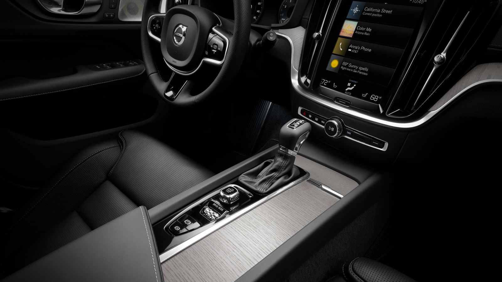 2020 Volvo V60 Cross Country Interior