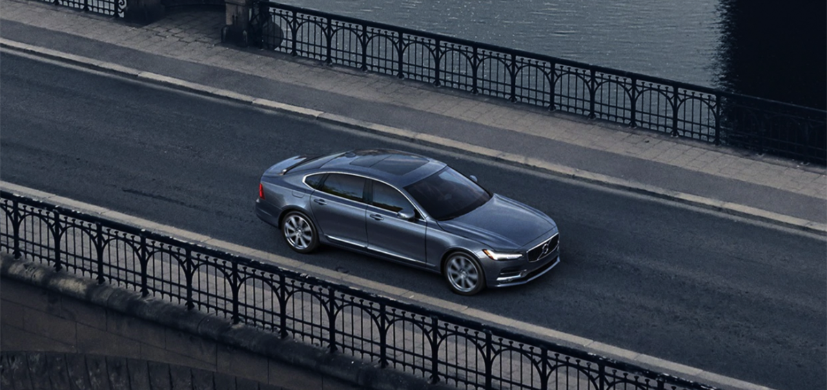 luxury memphis car.png