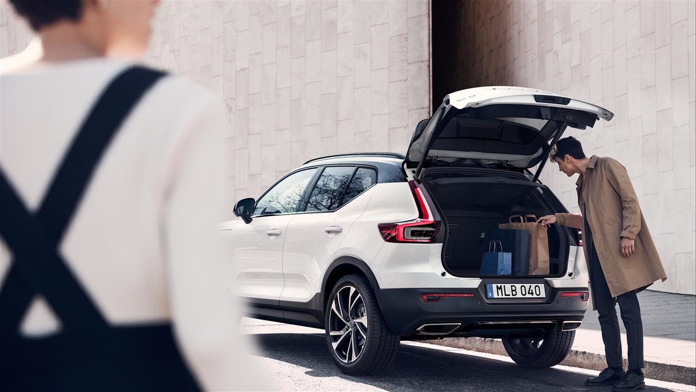 XC40 Storage and Cargo Space