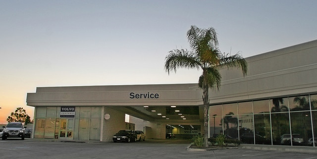 Volvo of Orange County Auto Service Center in Santa Ana, California