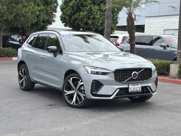 Certified by Volvo 2024 VolvoXC60 Recharge Plug-In Hybrid T8 eAWD PHEV Ultimate Dark Theme Sport Utility
