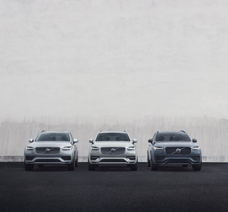 2022-Volvo-XC90-Momentum-T6-WheelAddOn-SUV-L05 (1).jpeg