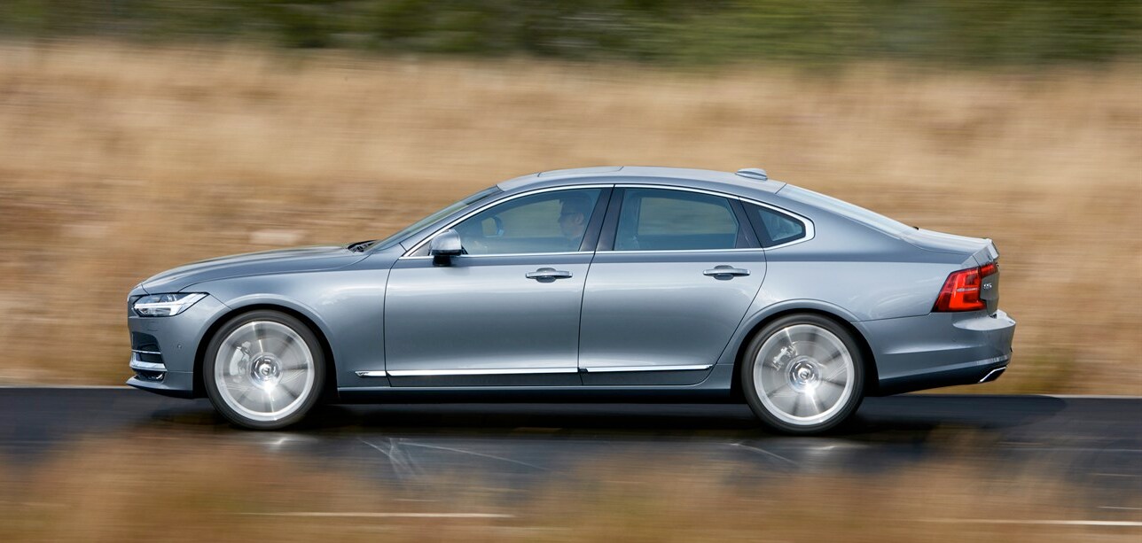 2018 Volvo S90 T5 Momentum