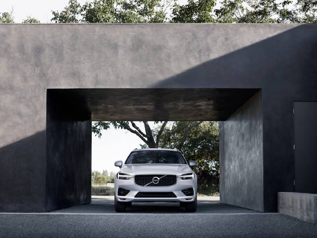 Volvo XC60.jpg