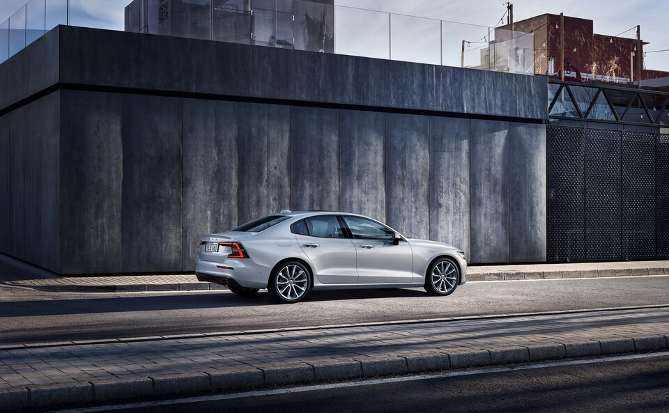 Volvo-S60.jpeg
