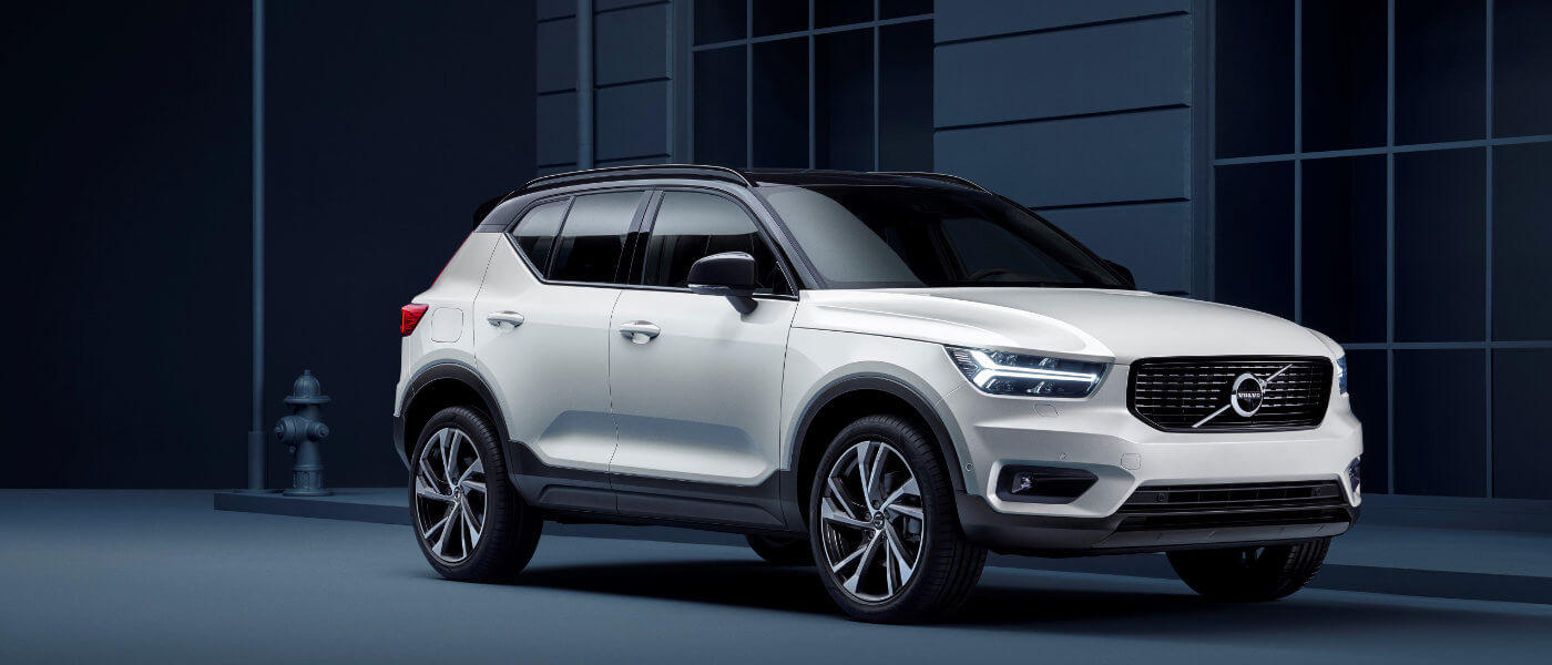 2021 Volvo XC40 parked outside