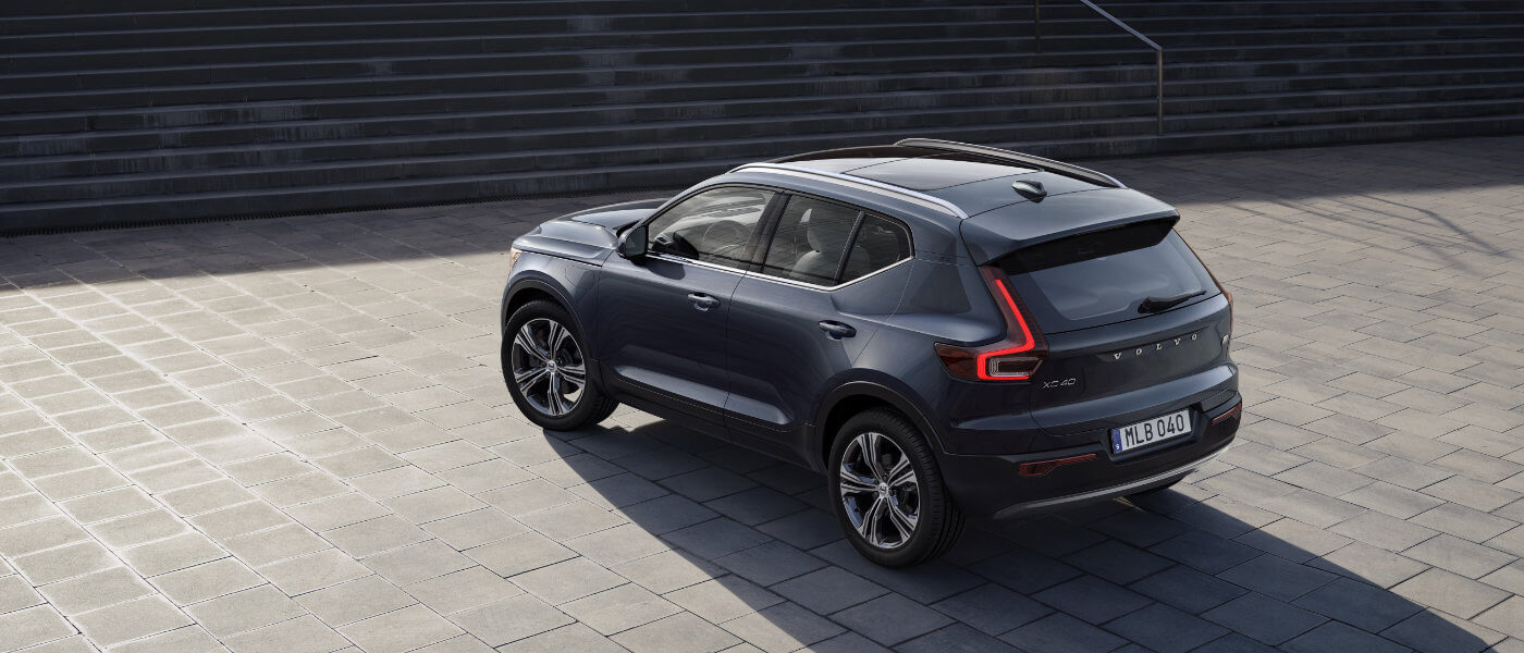 2021 Volvo XC40 exterior view
