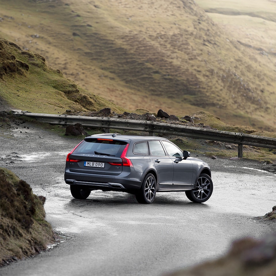 2020 Volvo V90 Cross Country For Sale in Savannah, GA