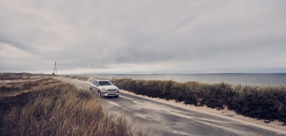 2020-Volvo-XC90-Inscription-T8Hybrid-SUV-L02.jpeg