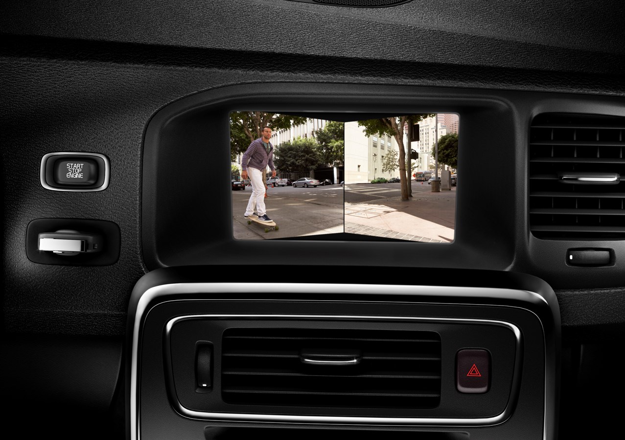 2018 Volvo V60 Features