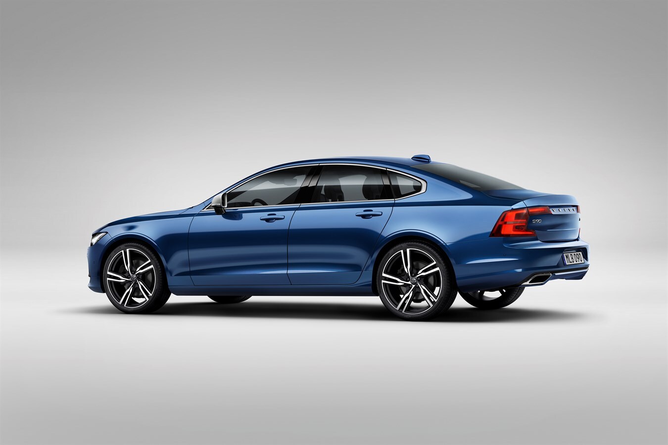 2018 Volvo S90 Exterior