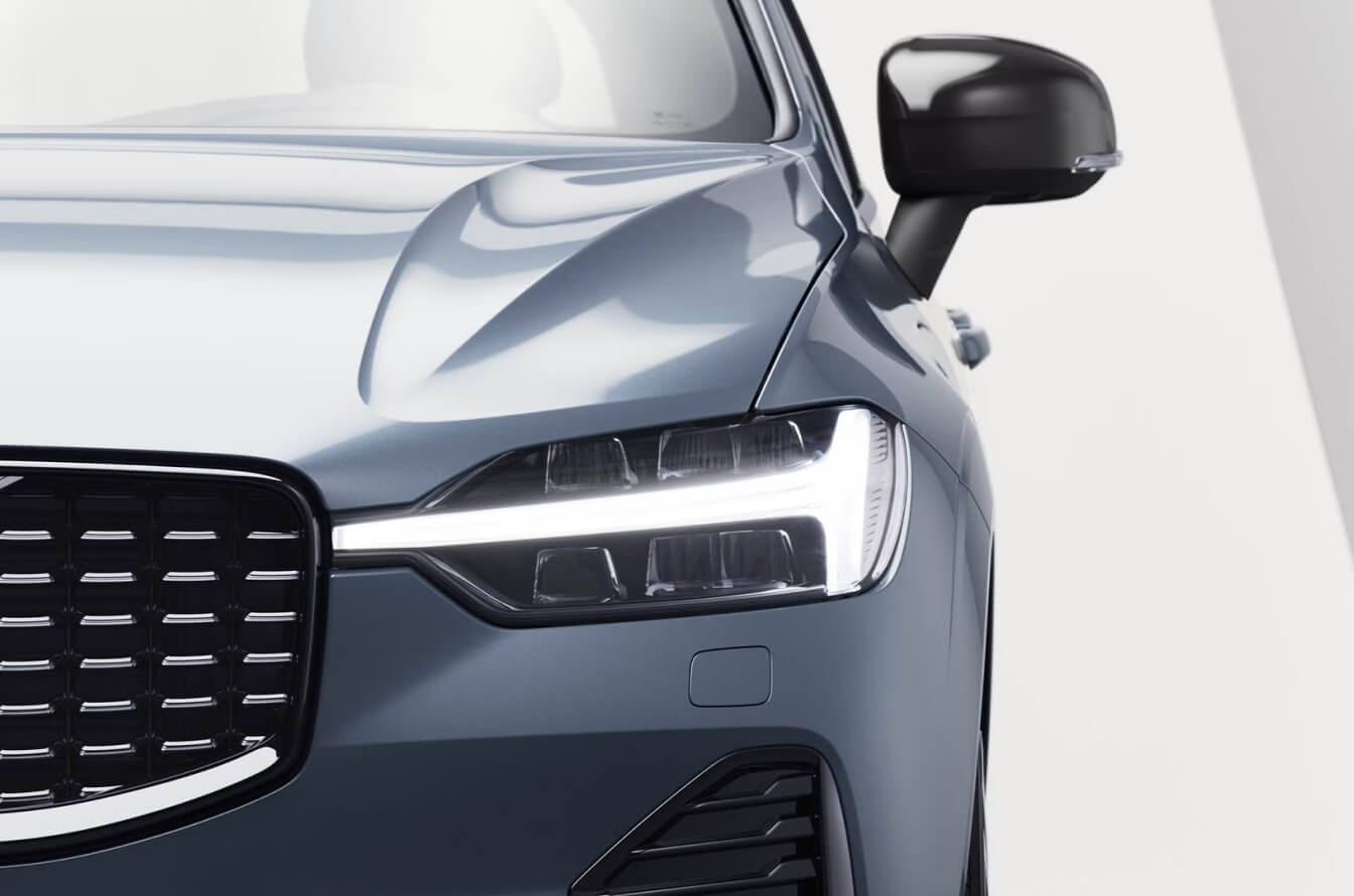 Experience the Elegance of the 2025 Volvo XC60