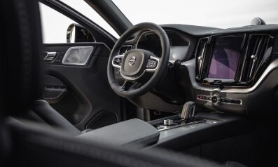 2020 Volvo XC60 Interior 1.png