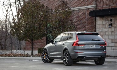 2020 Volvo XC60 Back.png