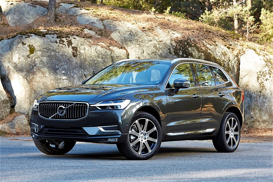 18_volvo_xc60_00100.jpg