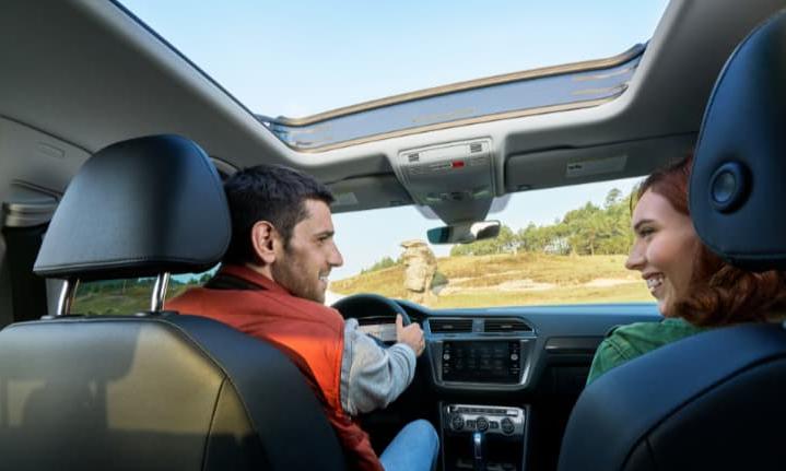 2019 VW Tiguan Panoramic Sunroof