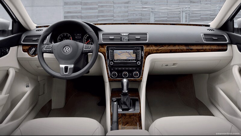 2012Passat-interior.png