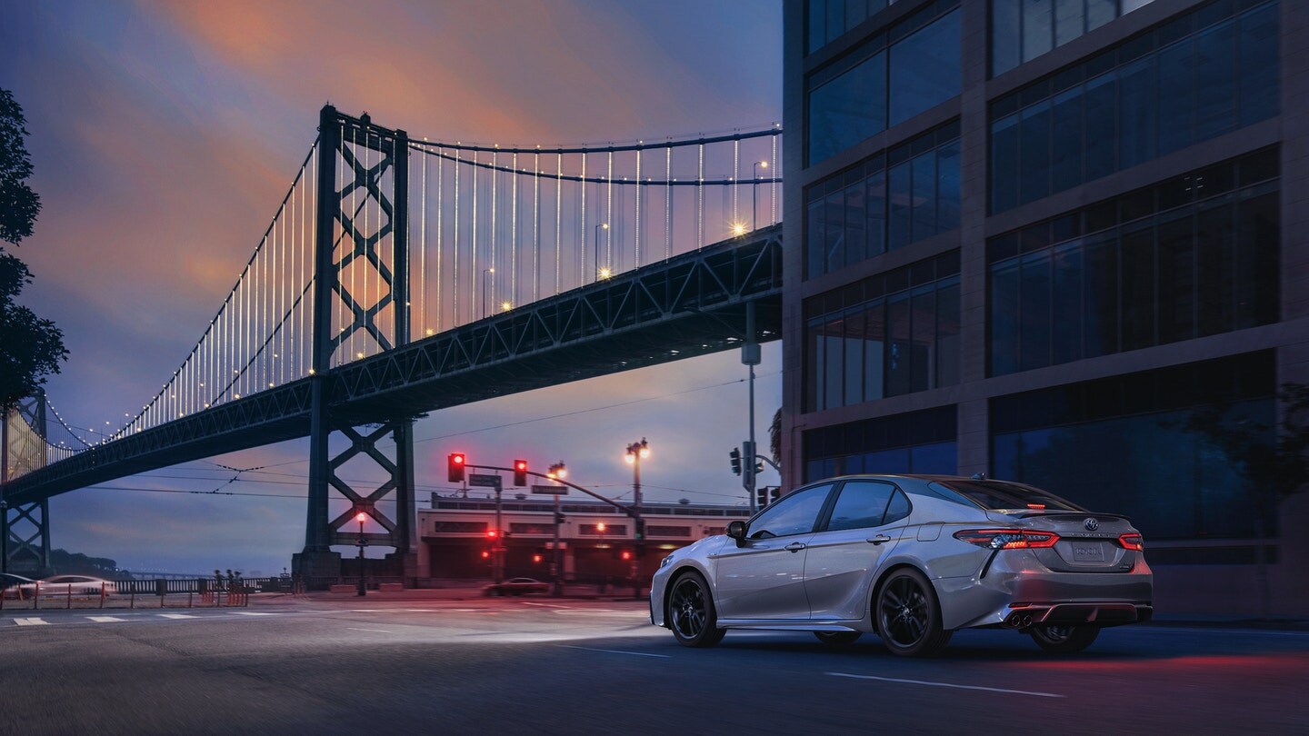 Toyota Camry Hybrid Performance