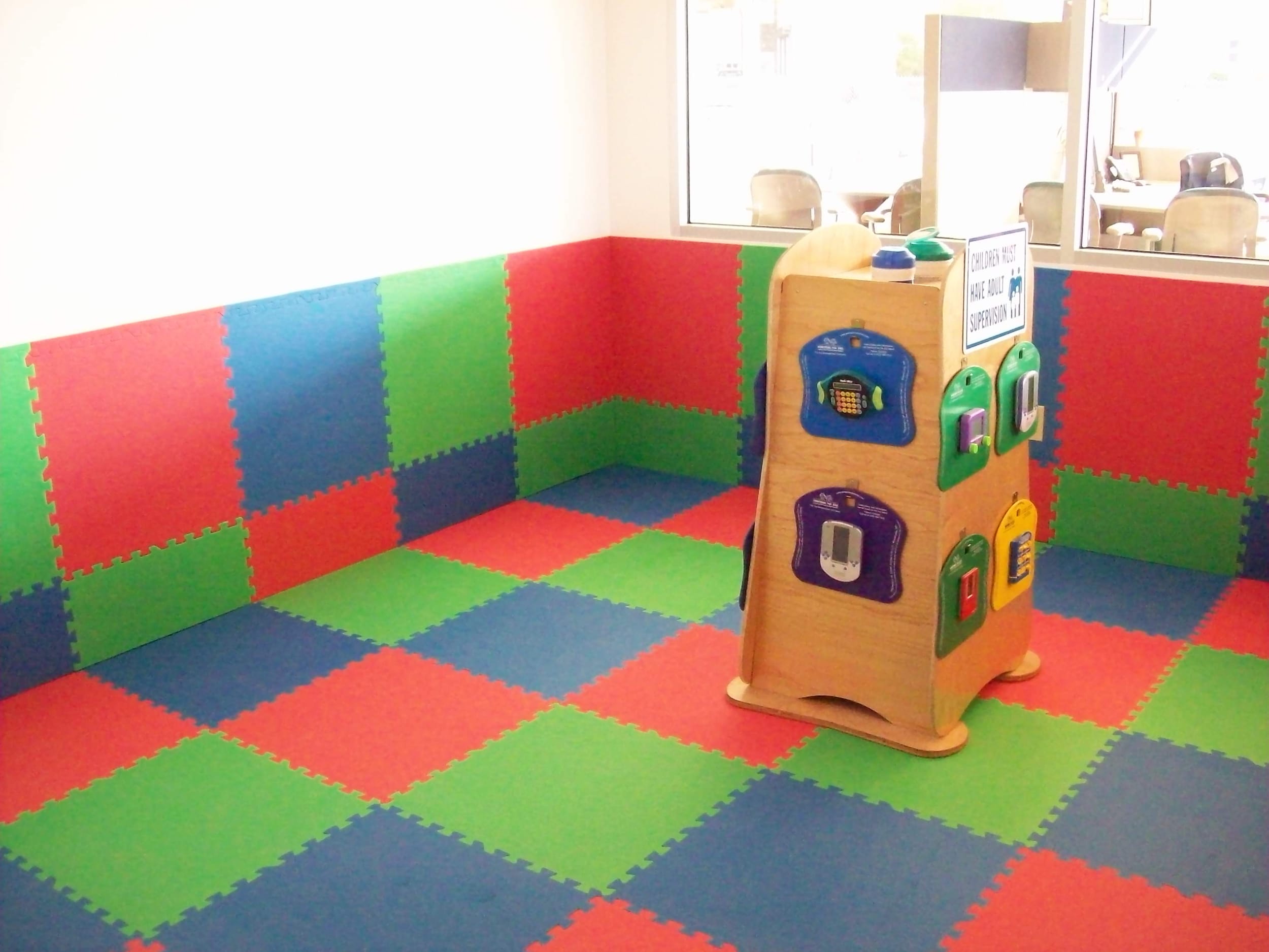 Walker's Renton Mazda Kids Play Area