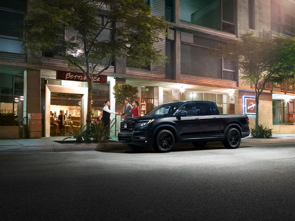 2023-Honda-Ridgeline-Black-Edition-CrewCab-Truck-L01.png