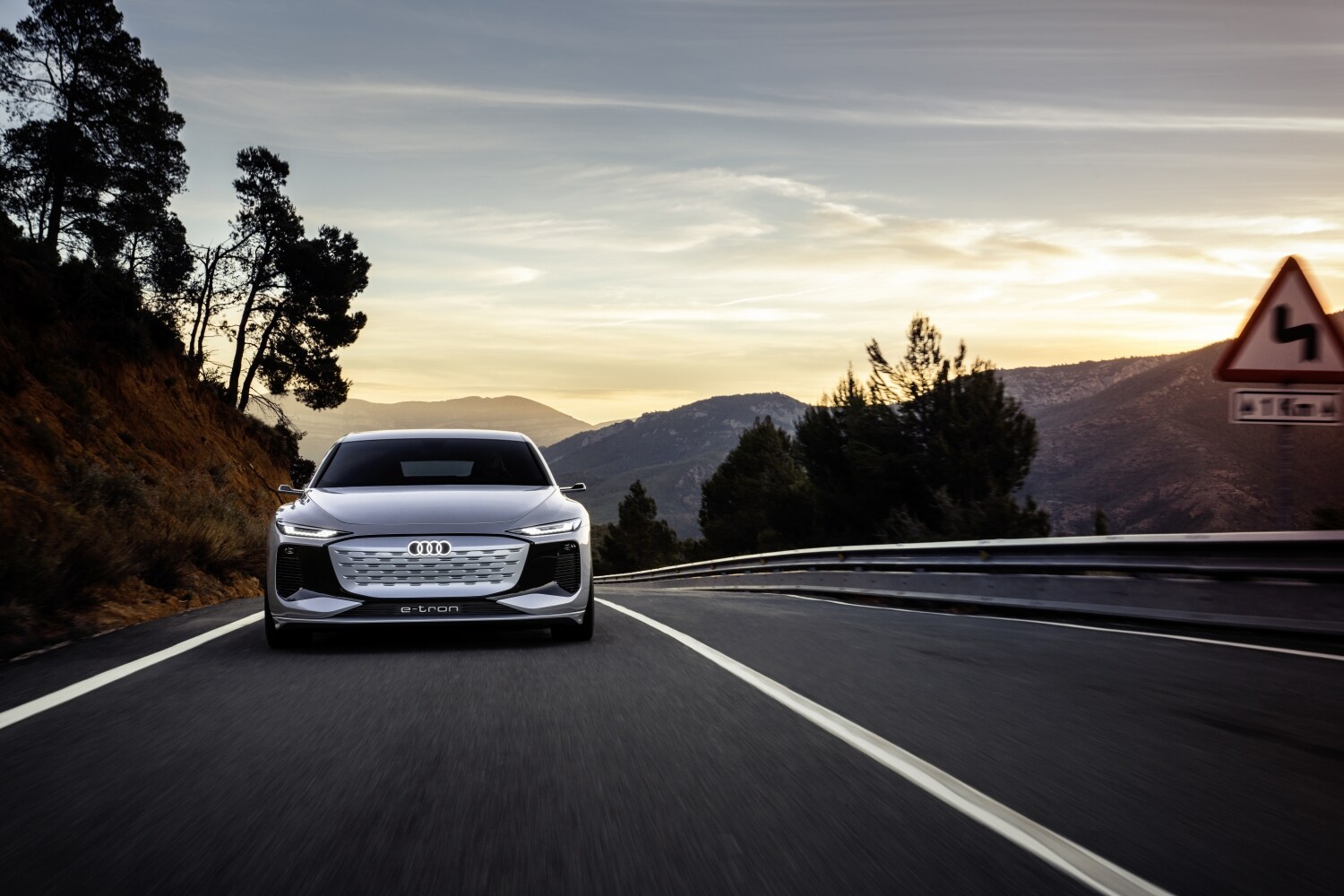 Audi A6 e-tron concept front Audi A6 e-tron concept front