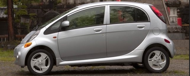 New Mitsubishi i-MiEV hatchback 2016 Mitsubishi i-MiEV Electric Car