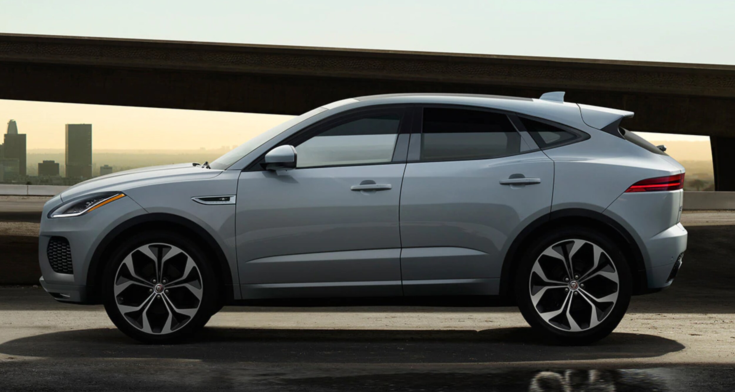 JaguarEPace.png