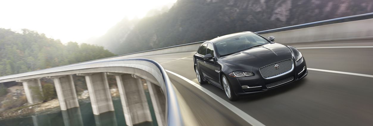 xj_banner.jpg Ne Jaguar XJ