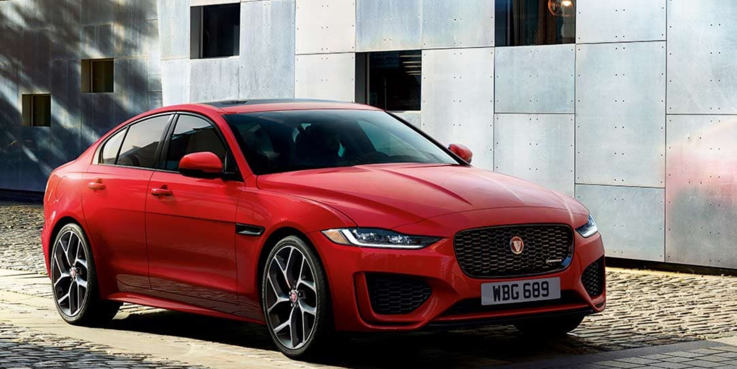 Jaguar XE