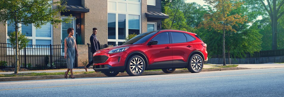 2020-Ford-Escape-SE-Sport-SUV-L01.png