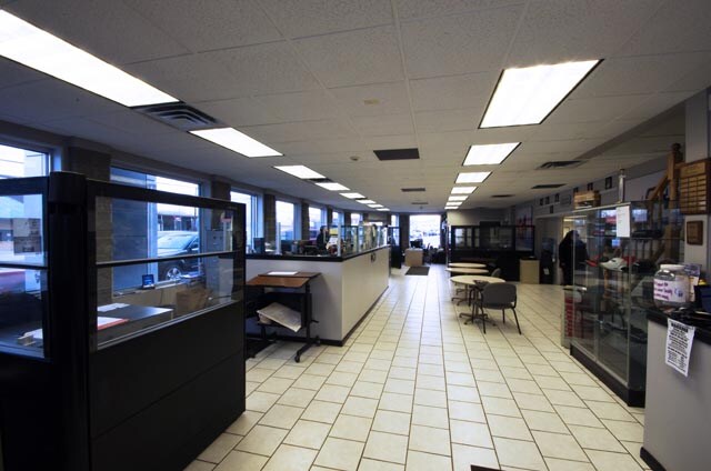 showroom3-resized.jpg