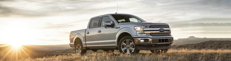 2019-Ford-F150-Lariat-SuperCrew-5ftBox-Truck-L01.jpeg