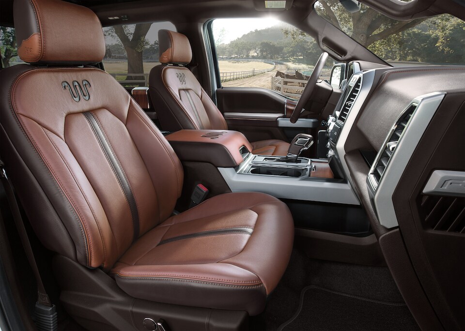 2019-Ford-F150-KingRanch-SuperCrew-6ftBox-Truck-I01.jpeg