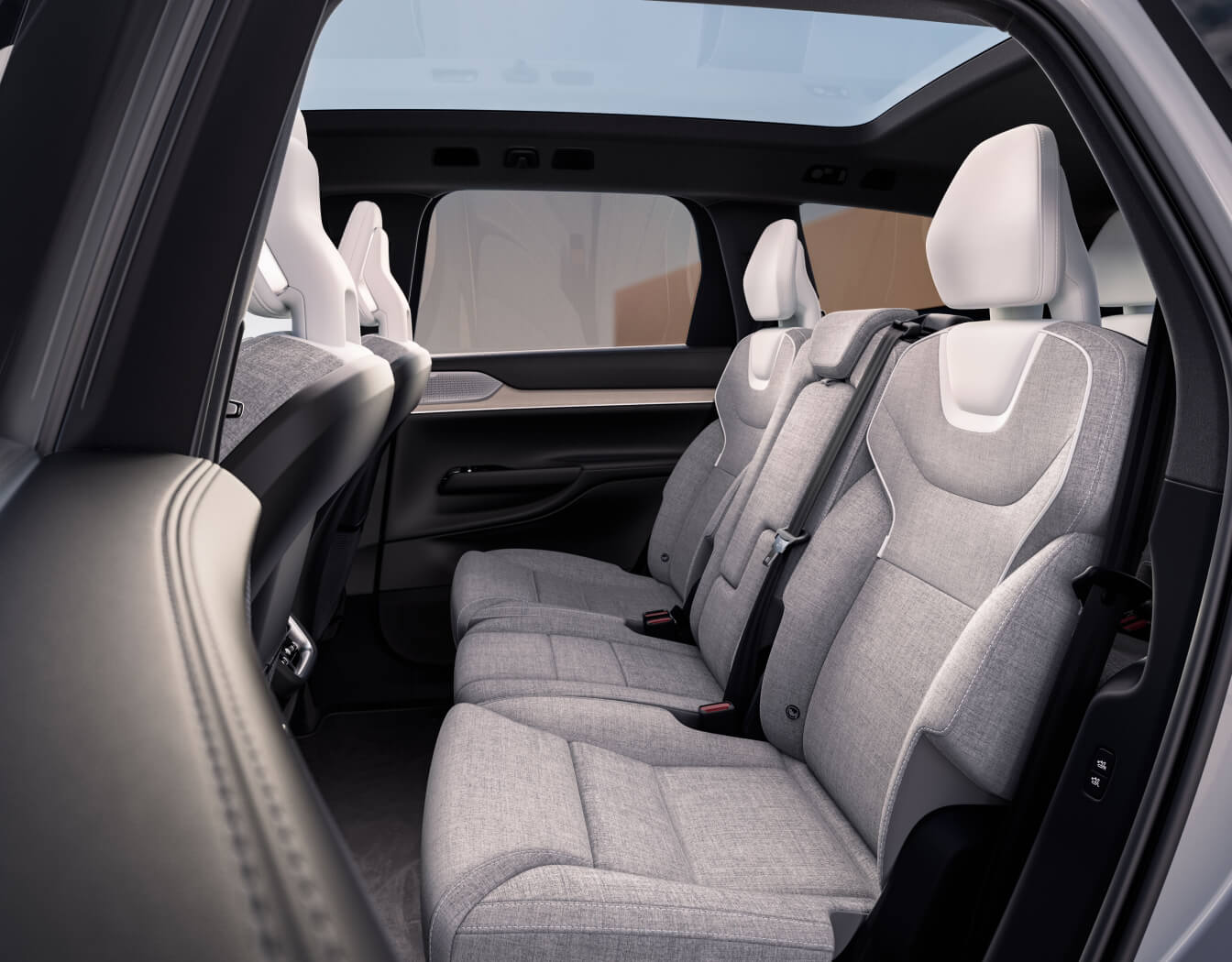 Volvo EX90 Interior