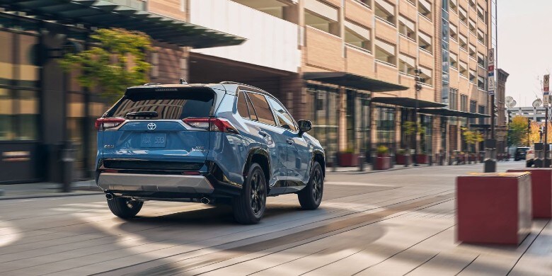24_rav4hybrid_2.jpg