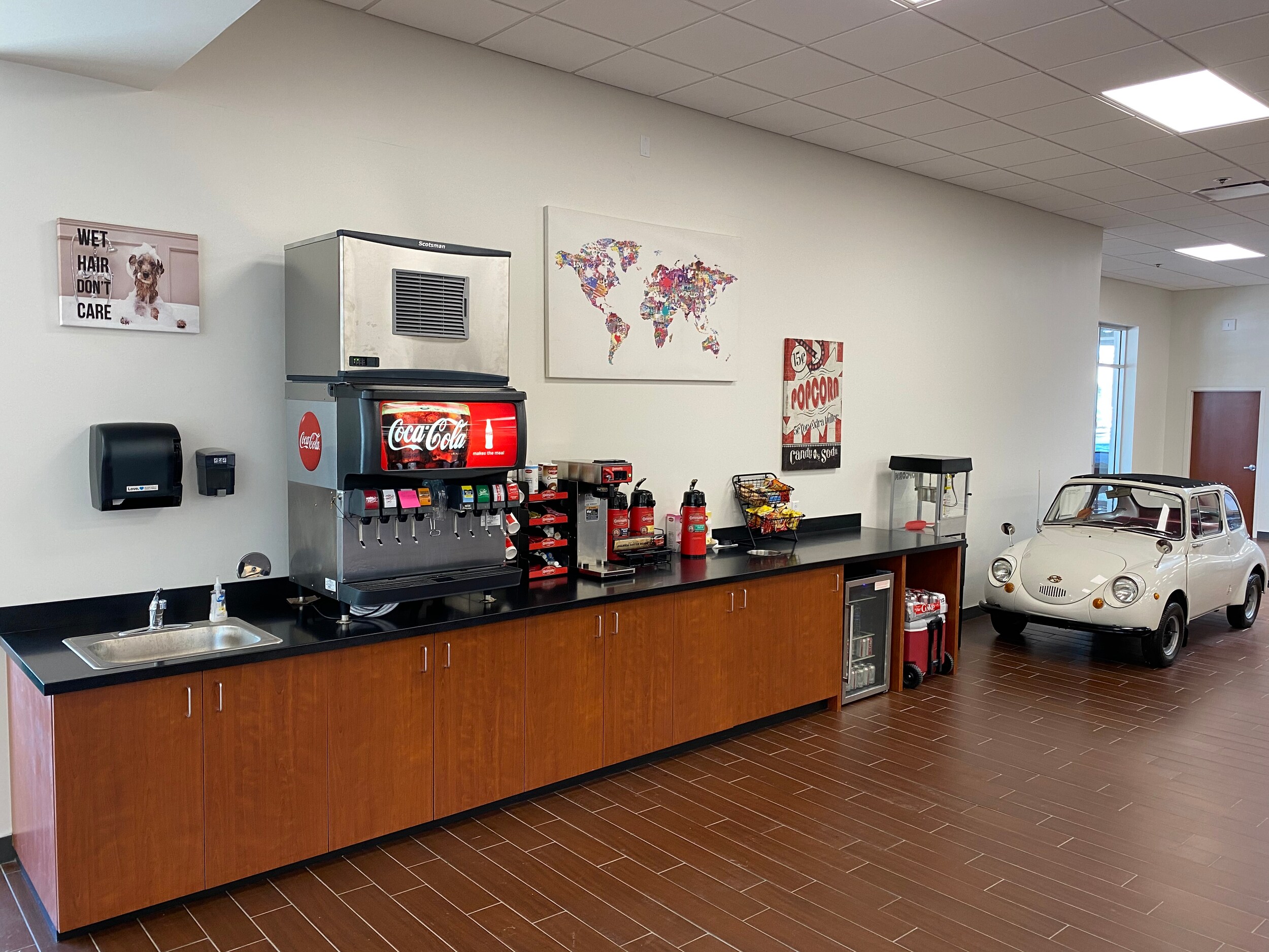 Refreshment Bar.jpg