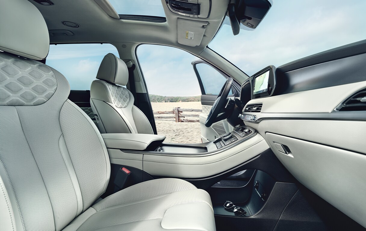 Android Auto vs. Apple CarPlay at West Broad Hyundai in Henrico, VA | White leather interior of a 2023 Hyundai Palisade