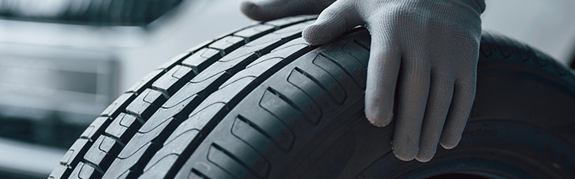 How often to check my vehicle’s tire pressure at West Broad Hyundai in Henrico | Tire Close-up