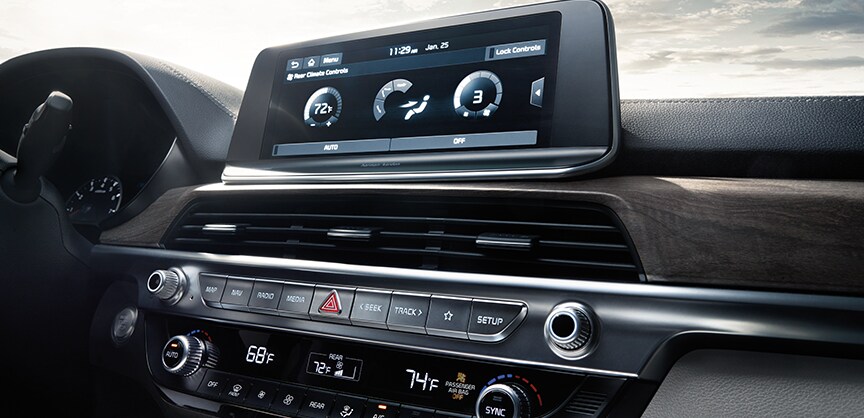 Performance features of the 2022 Telluride at West Broad Kia of Richmond | 2022 Kia Telluride advanced dash setup