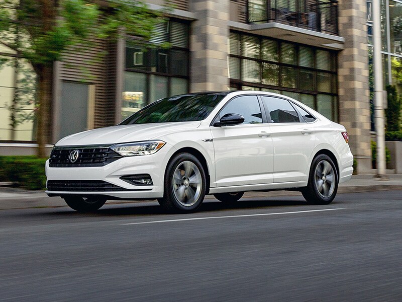 What Different Tire Options are Available at West Broad Volkswagen in Richmond | 2021 Volkswagen Jetta Driving on City Street