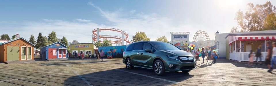2018-Honda-Odyssey-Elite-Van-L01.jpg