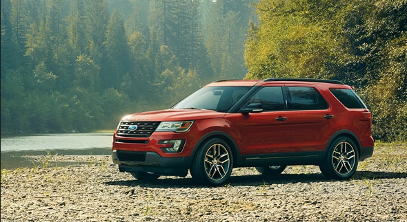 2017 Ford Explorer Exterior Side View