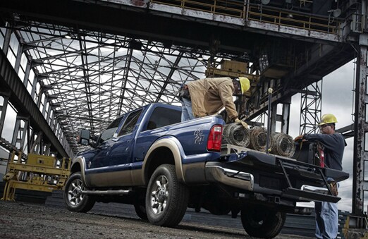 2013 Ford F-350 Crew Cab Lariat 4X4 Diesel Rear End 2013 Ford F-350 Crew Cab Lariat 4X4 Diesel Rear End