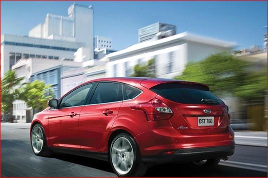 2013 ford focus back - red