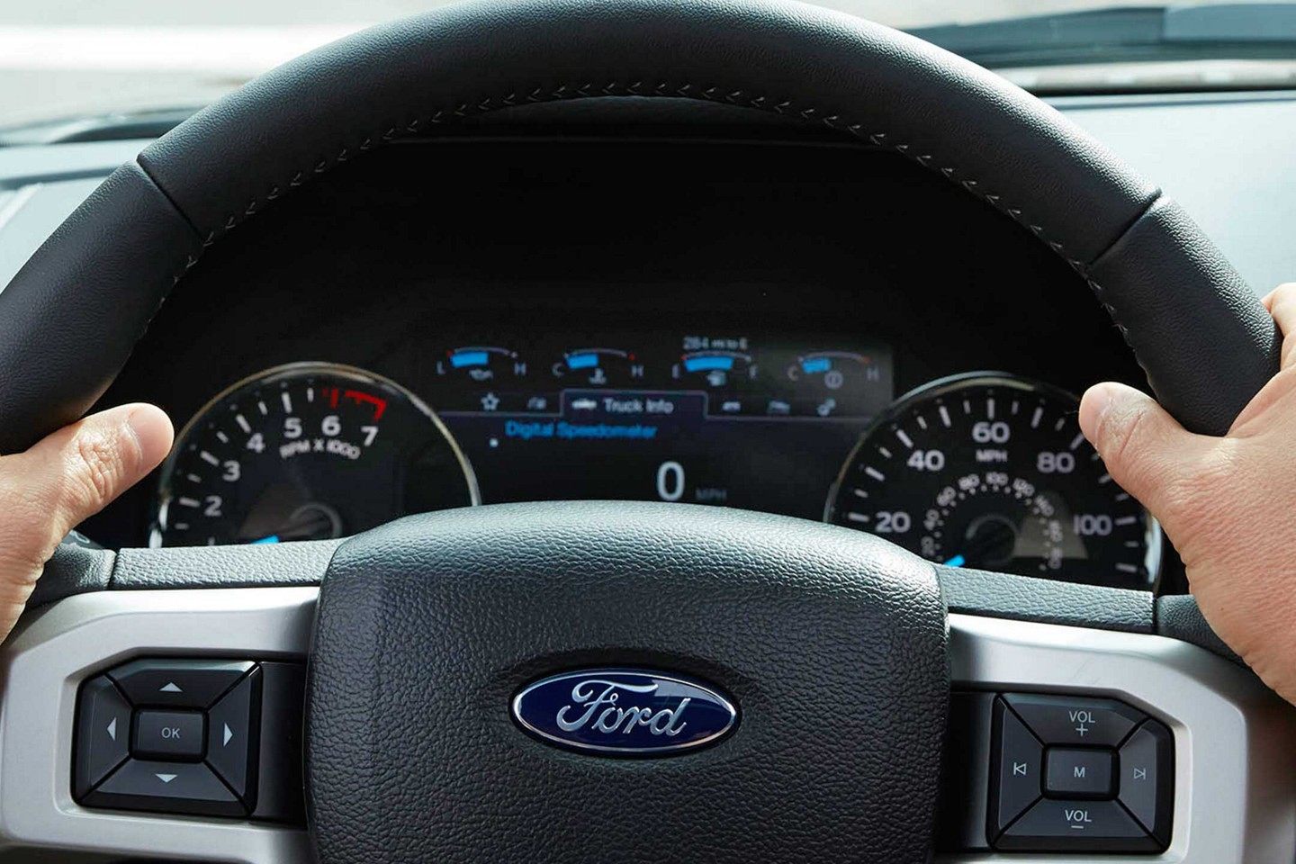 2018 Ford F-150 XLT - Interior Dashboard