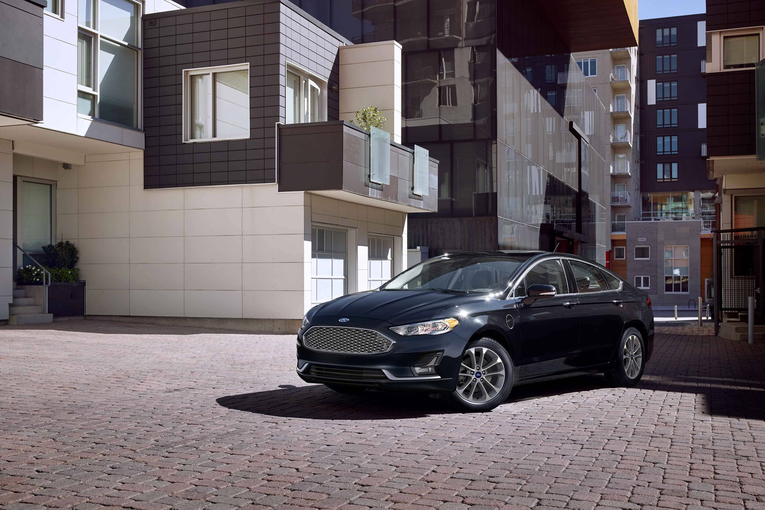 2019 Ford Fusion Energi Titanium - Exterior Front
