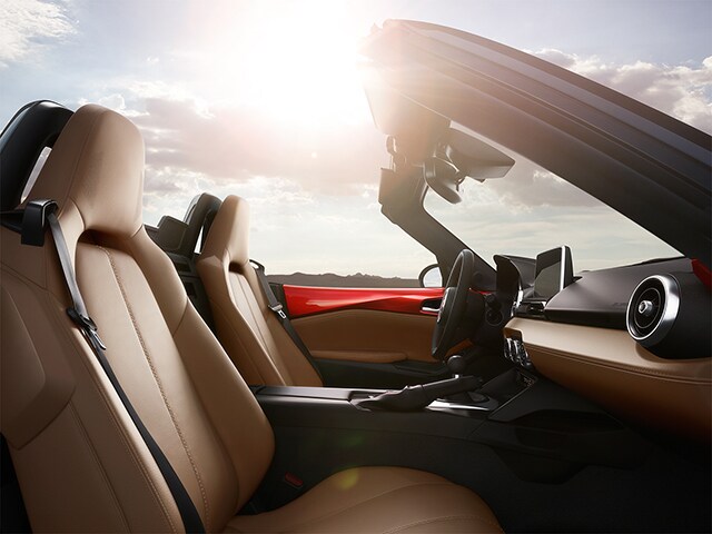 2019 Mazda MX-5 Soft Top - Interior Seating