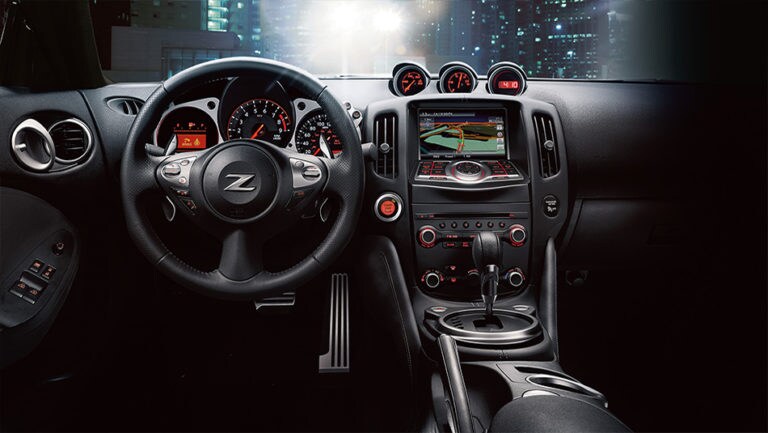 2018 Nissan 370Z Roadster Interior Dashboard