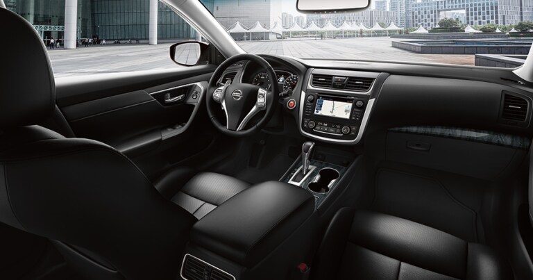 2018 Nissan Altima Interior Dashboard